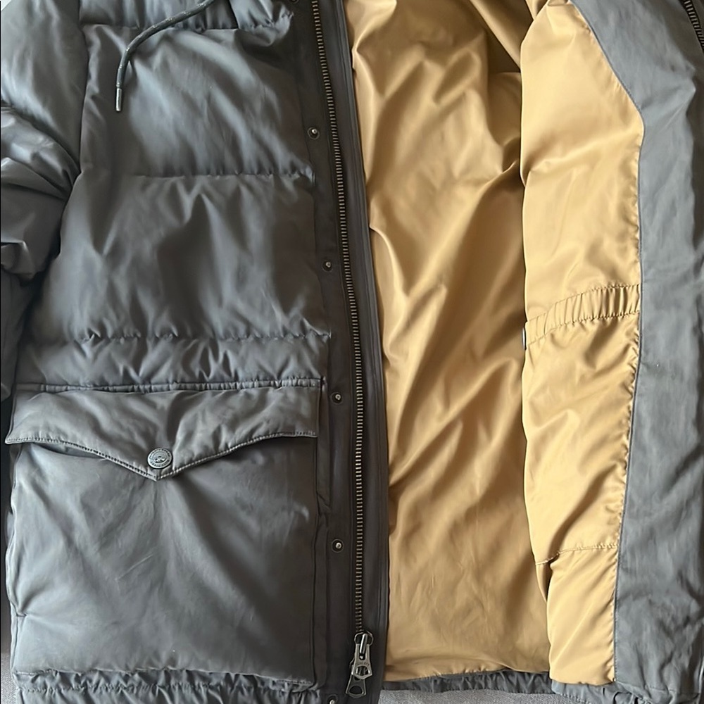 Men's Gray Puffer Jacket - Picture 3 of 16